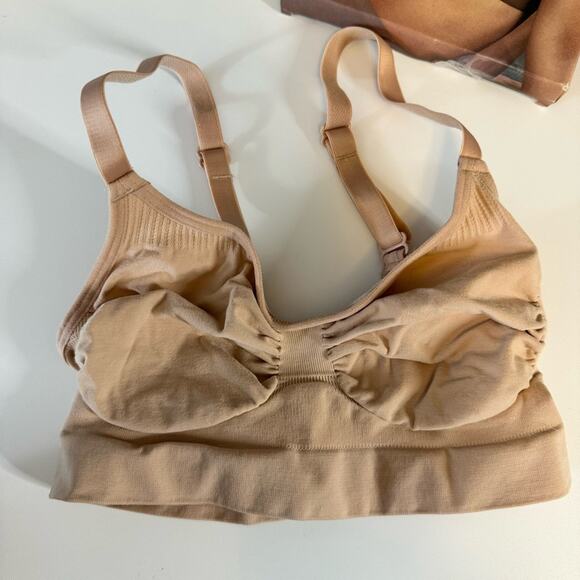 Skims Seamless Sculpt Stretch Wide Strap Bralette Bra Mica Brown XXS/XS NEW - Picture 2 of 11